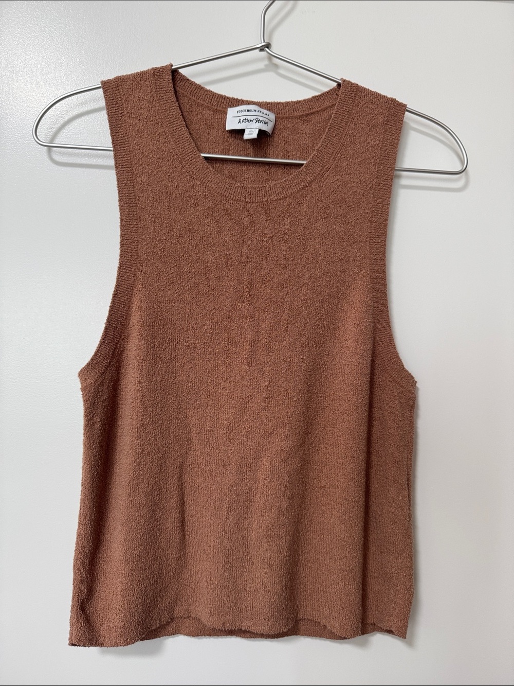 & Other Stories Rust Brown Sleeveless Knit Tank